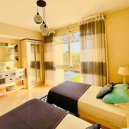 Mangroovy - Elgouna Authentic Designer Shared Home 2 Bdr Each With Private Bathroom For Kitesurfers With Pool View & Beach Access Hurghada Exterior photo