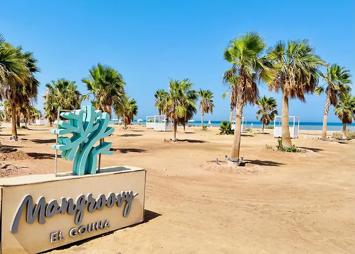 Mangroovy - Elgouna Authentic Designer Shared Home 2 Bdr Each With Private Bathroom For Kitesurfers With Pool View & Beach Access