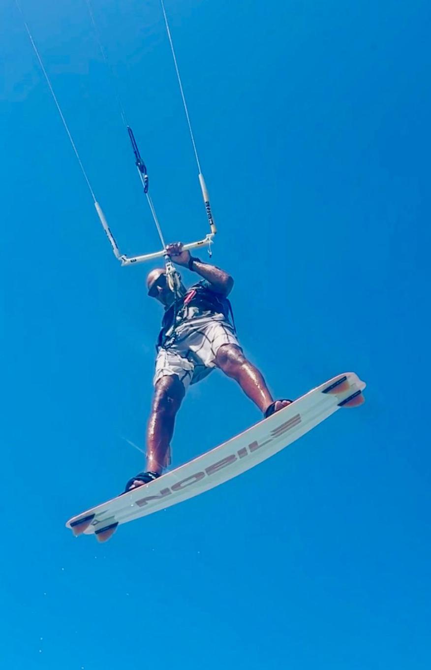 Mangroovy - Elgouna Authentic Designer Shared 2 Bdr Each With Private Bathroom For Kitesurfers With Pool View & Access Проживання в сім'ї *